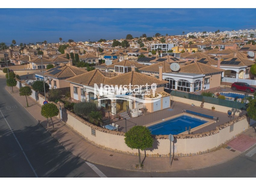 Wiederverkauf -  - La Marina - Urb. La Marina
