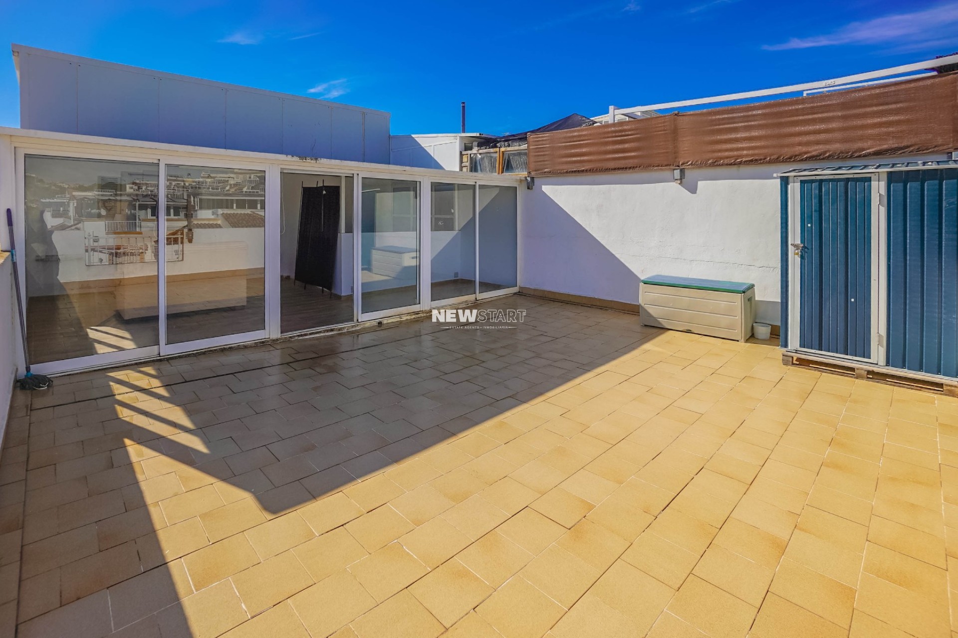 Wiederverkauf - Quadhaus - La Marina - Urb. La Marina