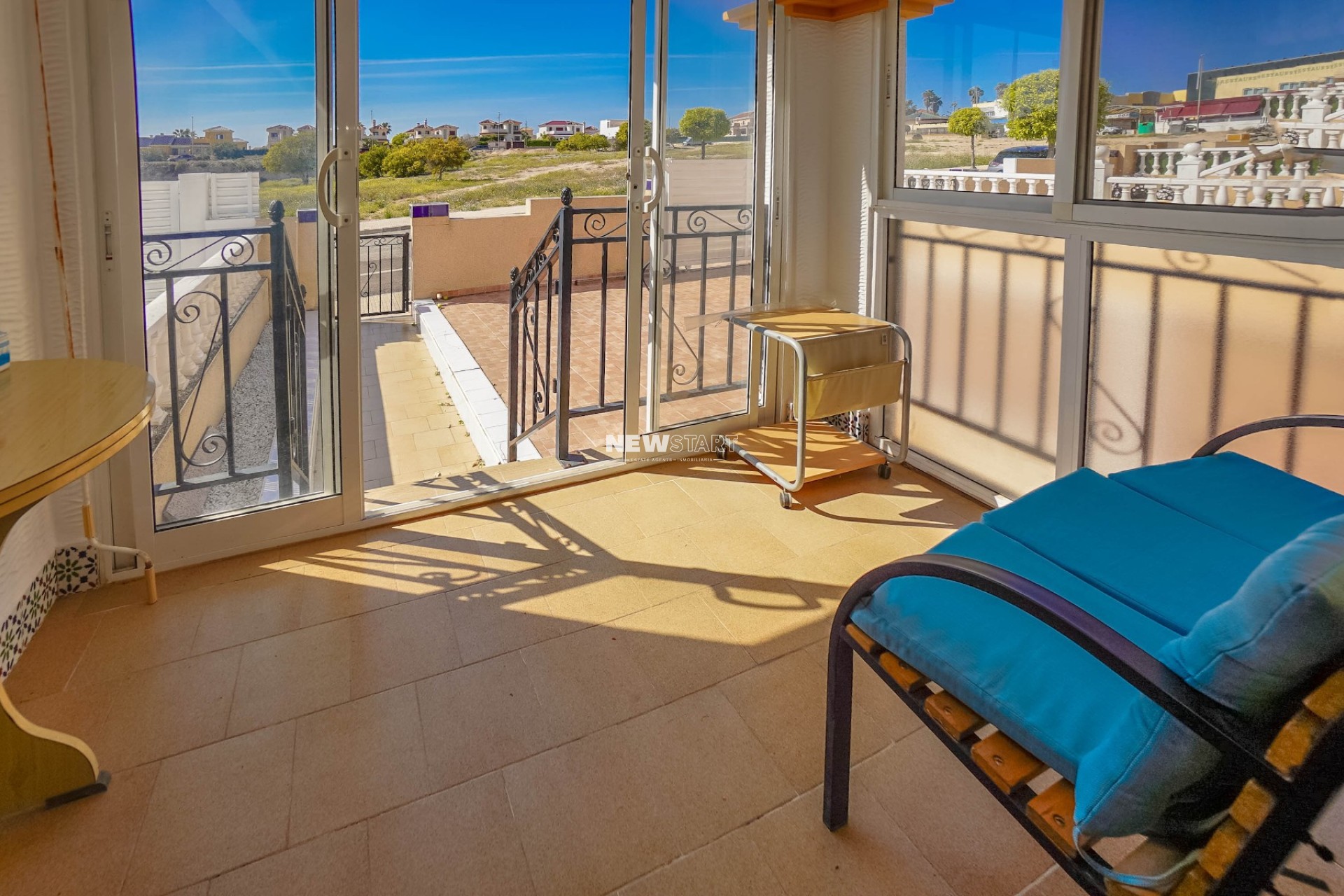 Wiederverkauf - Quadhaus - La Marina - Urb. La Marina