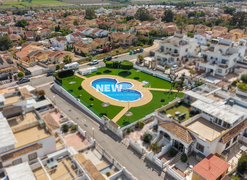 Wiederverkauf - Quadhaus - La Marina - Urb. La Marina