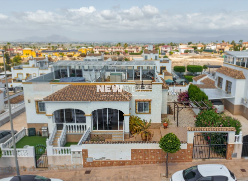 Wiederverkauf - Quadhaus - La Marina - Urb. La Marina