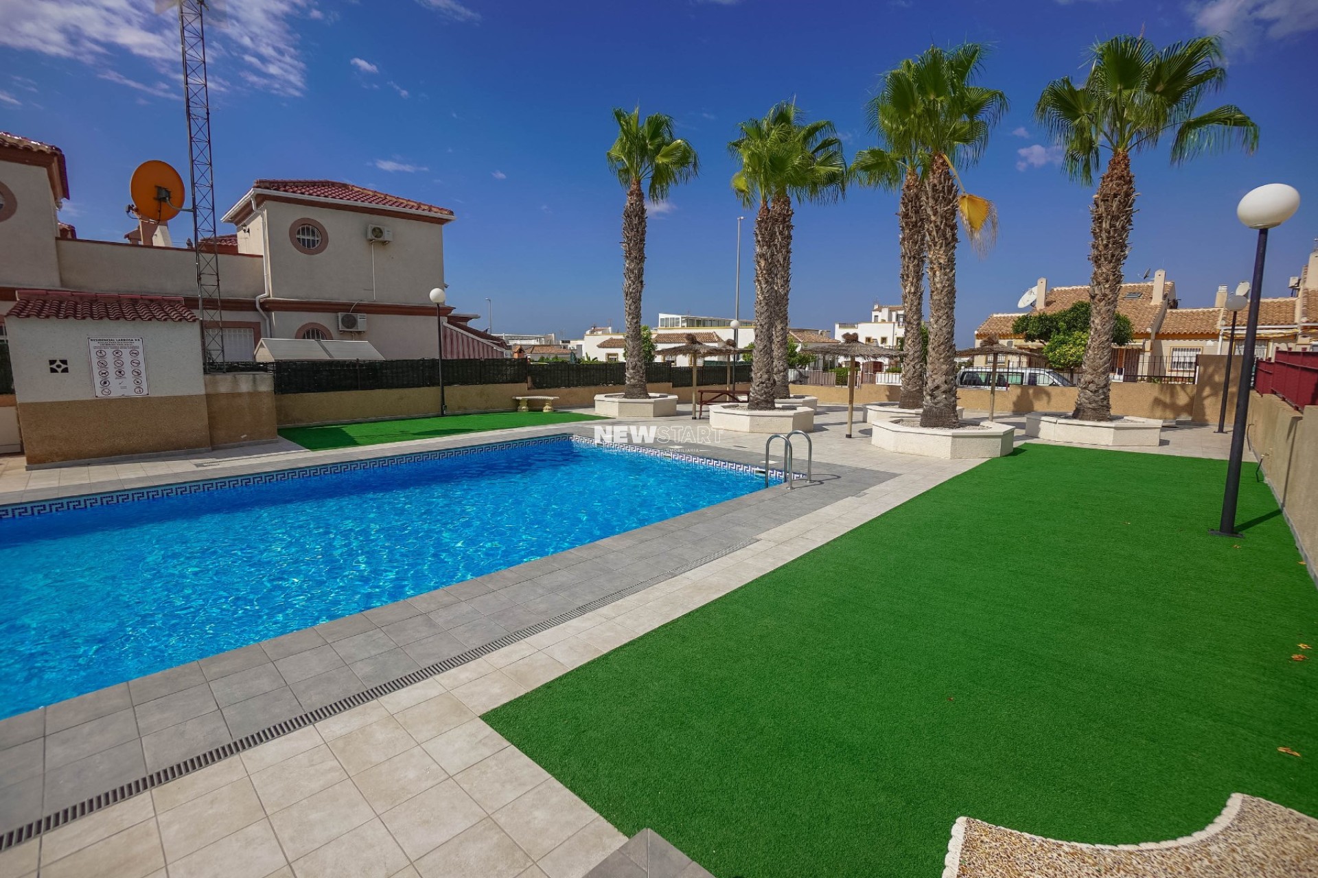 Wiederverkauf - Quadhaus - La Marina - Urb. La Marina
