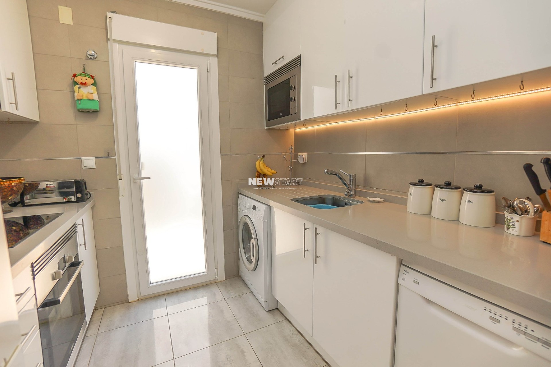Wiederverkauf - Quadhaus - La Marina - Urb. La Marina