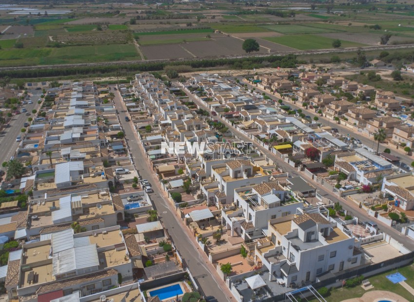 Wiederverkauf - Quadhaus - La Marina - Urb. La Marina