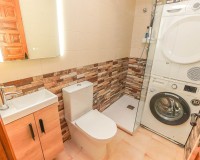 Wiederverkauf - Reihenhaus - La Marina - Urb. La Marina