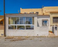 Wiederverkauf - Reihenhaus - La Marina - Urb. La Marina