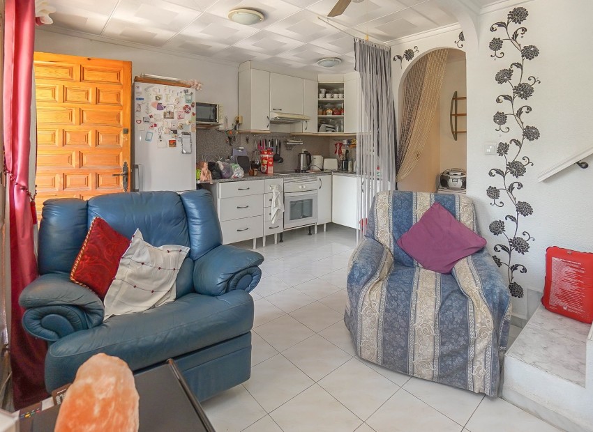 Wiederverkauf - Reihenhaus - La Marina - Urb. La Marina