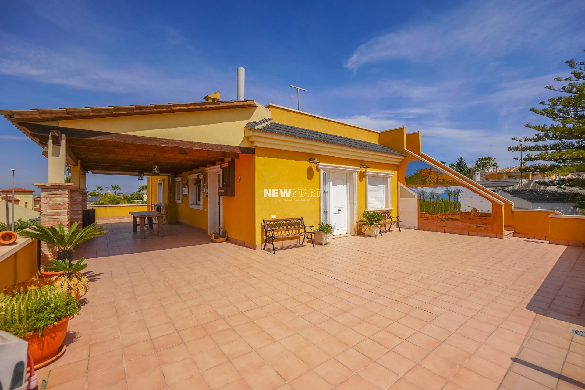 Wiederverkauf - Villa - La Marina - Urb. El Oasis