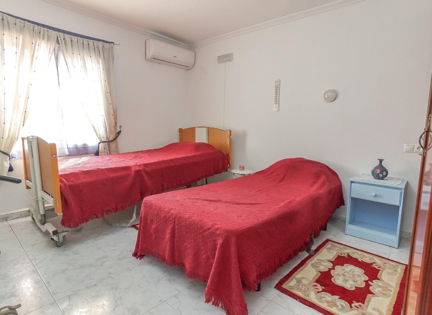 Wiederverkauf - Villa - La Marina - Urb. La Escuera