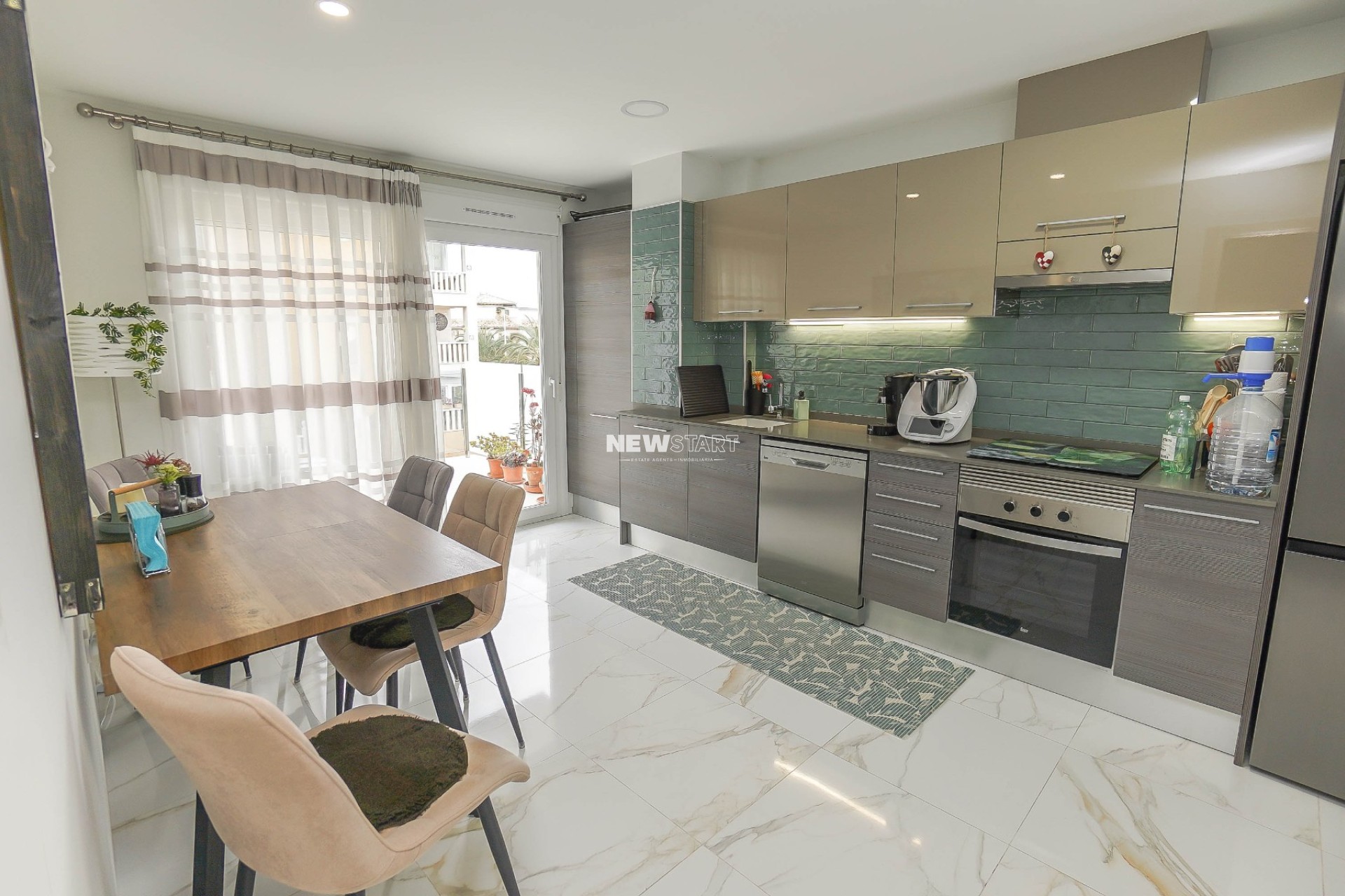 Wiederverkauf - Wohnung - La Marina - El Pinet