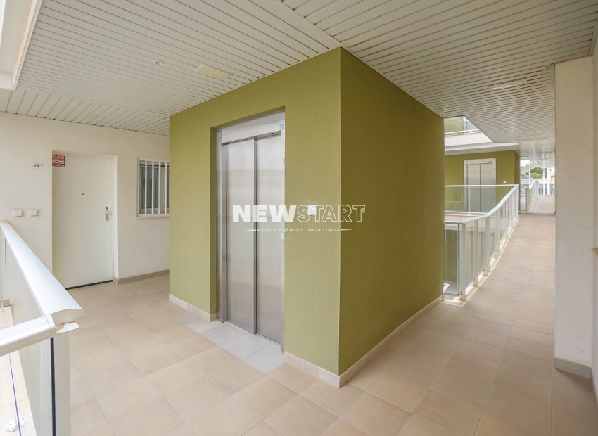 Wiederverkauf - Wohnung - La Marina - El Pinet