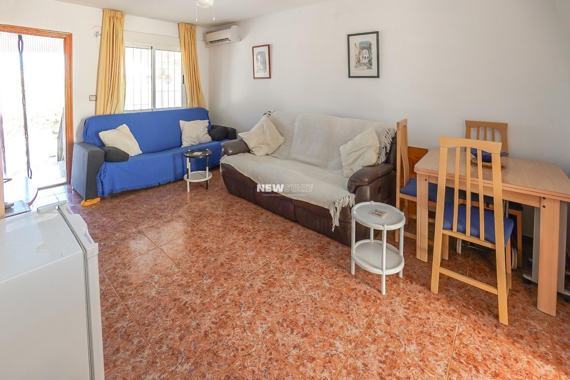 Wiederverkauf - Wohnung - La Marina - Urb. La Marina