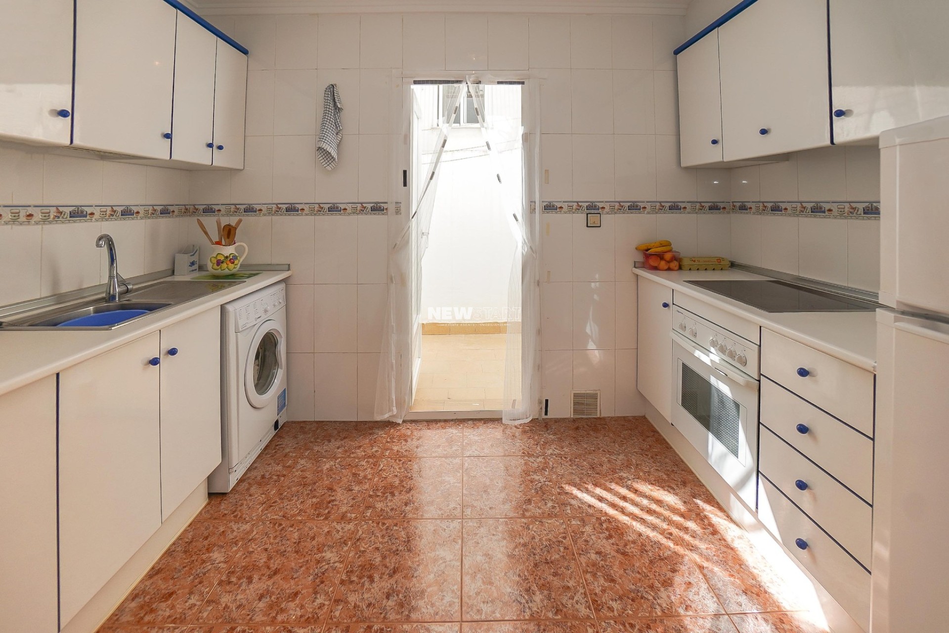 Wiederverkauf - Wohnung - La Marina - Urb. La Marina