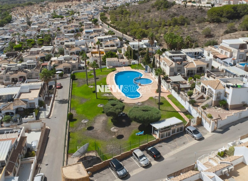 Wiederverkauf - Wohnung - La Marina - Urb. La Marina