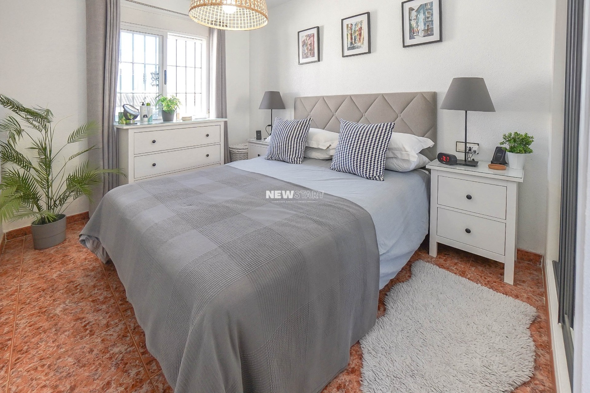 Wiederverkauf - Wohnung - La Marina - Urb. La Marina