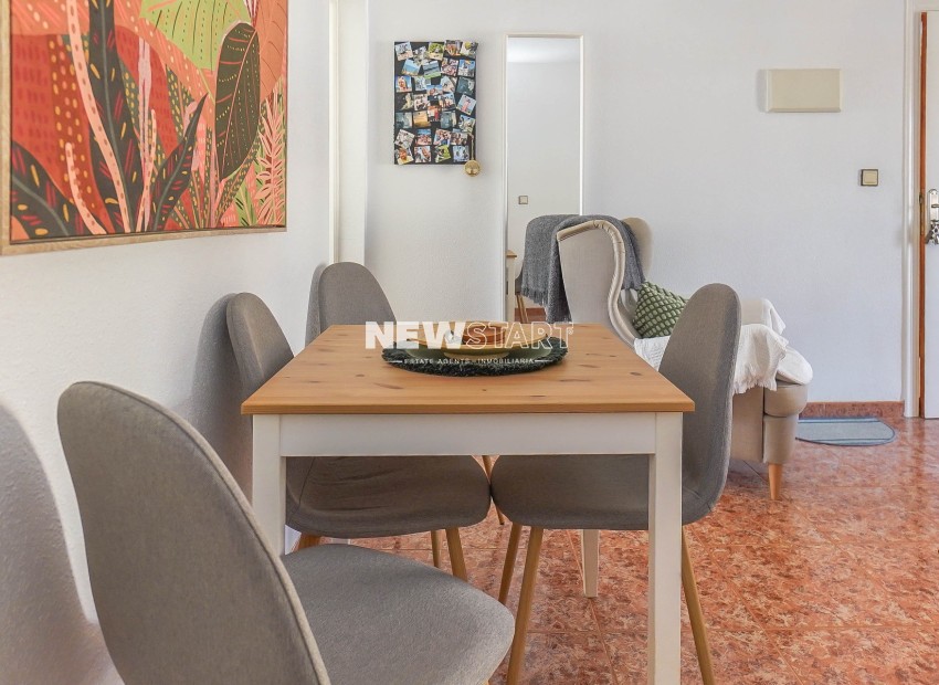 Wiederverkauf - Wohnung - La Marina - Urb. La Marina