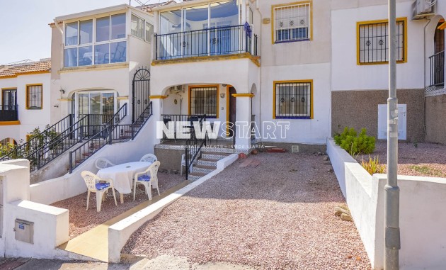 Wohnung - Wiederverkauf - La Marina - Urb. La Marina