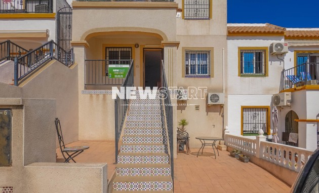 Wohnung - Wiederverkauf - La Marina - Urb. La Marina