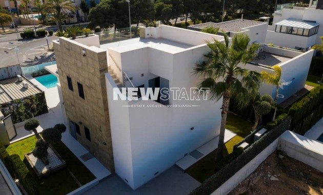 Nybyggnation - Villa - Orihuela Costa
