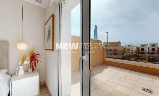 Obra nueva - Bungalow alto - Pilar de la Horadada