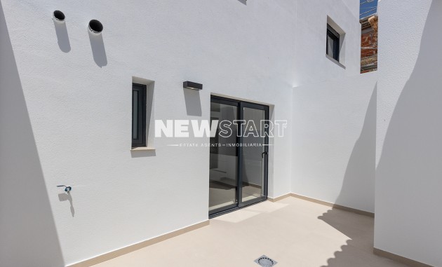 Nieuwbouw Woningen - Twee-onder-een-kapwoning - Rafal