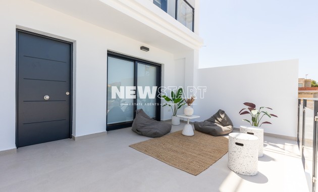Nieuwbouw Woningen - Twee-onder-een-kapwoning - Rafal