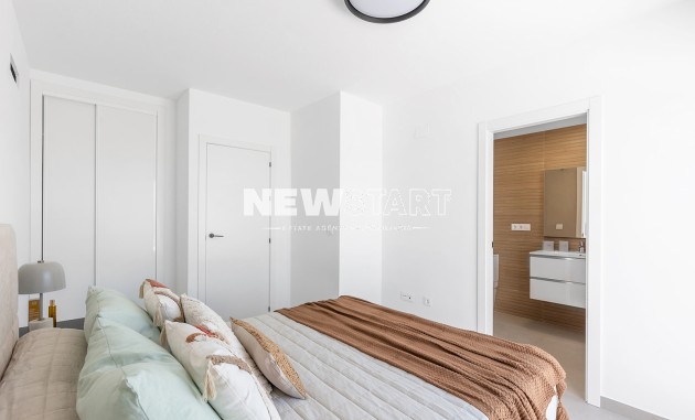 Nieuwbouw Woningen - Twee-onder-een-kapwoning - Rafal