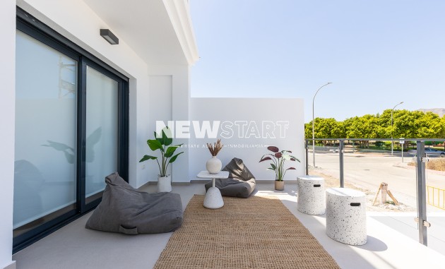Nieuwbouw Woningen - Twee-onder-een-kapwoning - Rafal