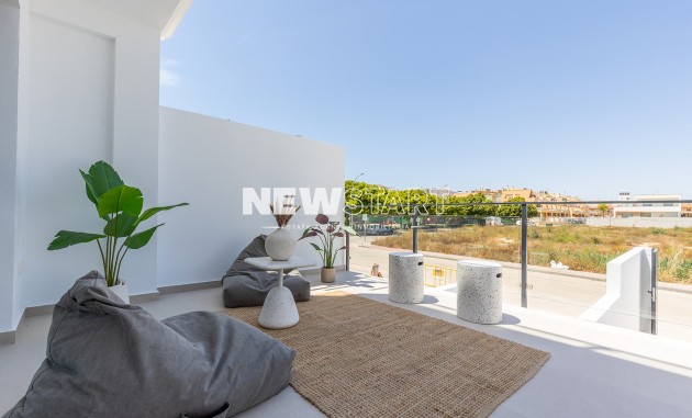Nieuwbouw Woningen - Twee-onder-een-kapwoning - Rafal