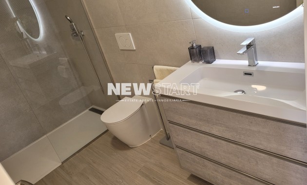 Neue Gebäude - Penthouse - Guardamar del Segura