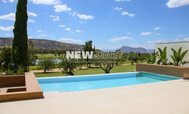 Obra nueva - Villa - Algorfa