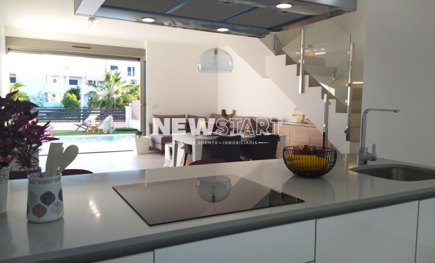 Nouvelle construction - Mitoyenne - Orihuela Costa