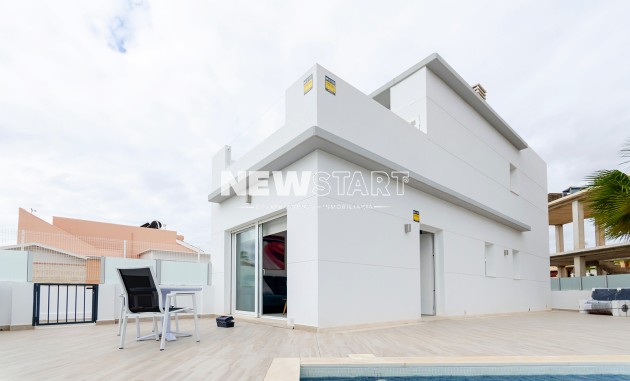New Build - Terraced - Torrevieja