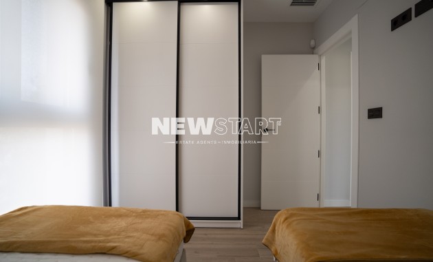 Obra nueva - Bungalow alto - Pilar de la Horadada