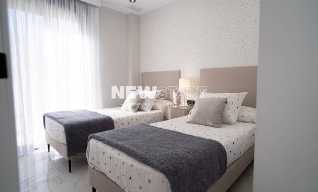 Obra nueva - Bungalow alto - Pilar de la Horadada