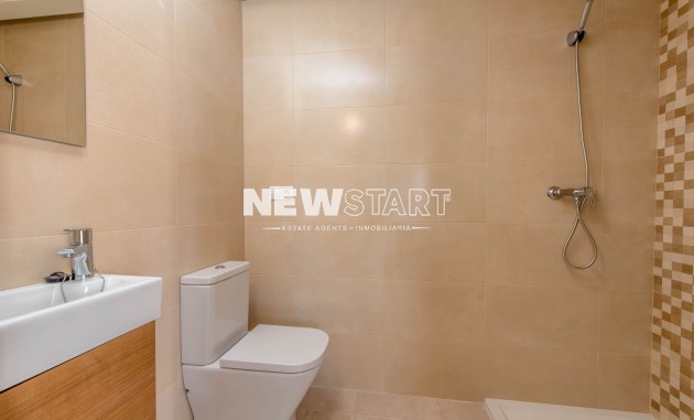 Obra nueva - Independiente - Los Alcázares