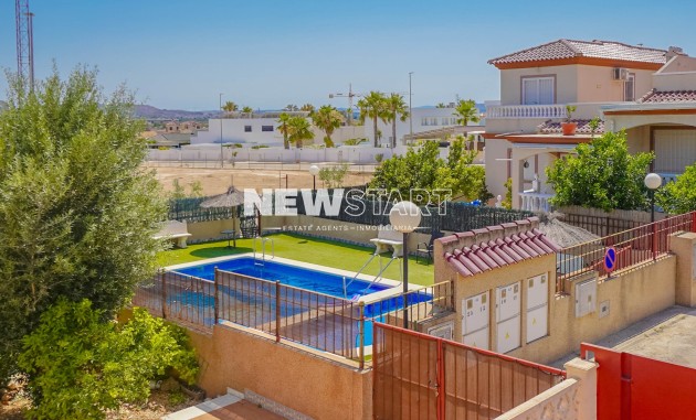 Resale - Quad - La Marina - Urb. La Marina