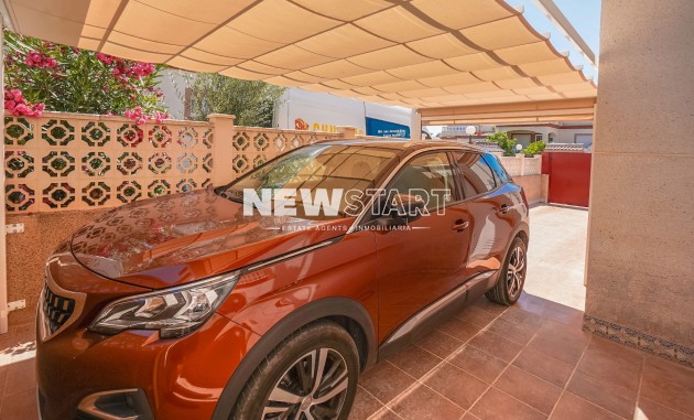 Resale - Quad - La Marina - Urb. La Marina