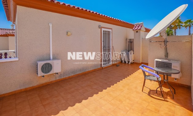 Resale - Quad - La Marina - Urb. La Escuera