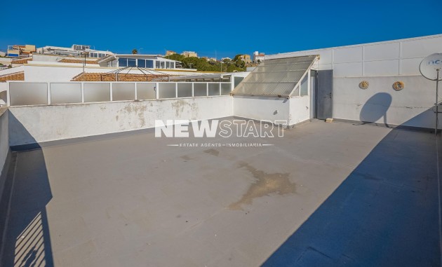 Resale - Quad - La Marina - Urb. La Marina