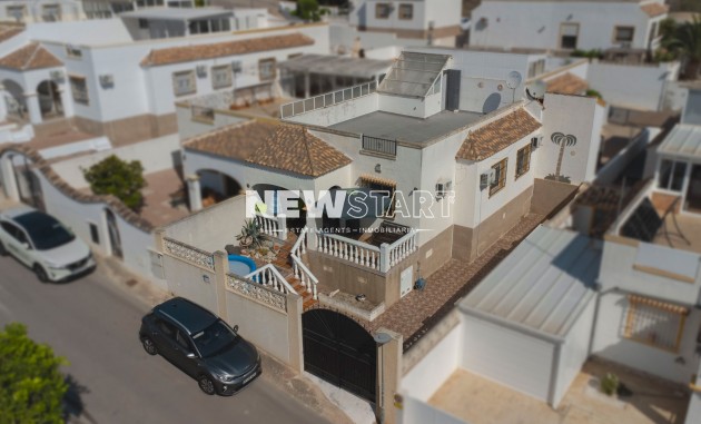 Resale - Quad - La Marina - Urb. La Marina
