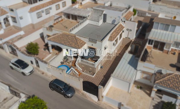 Resale - Quad - La Marina - Urb. La Marina