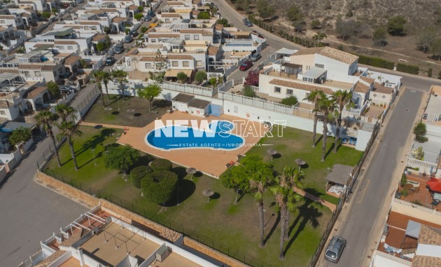 Resale - Quad - La Marina - Urb. La Marina