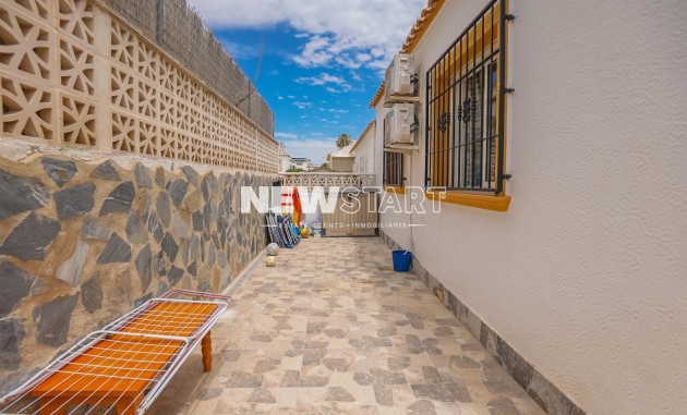 Resale - Quad - La Marina - Urb. La Marina