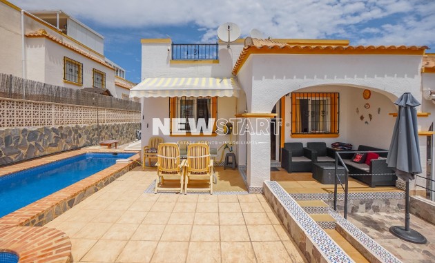 Resale - Quad - La Marina - Urb. La Marina