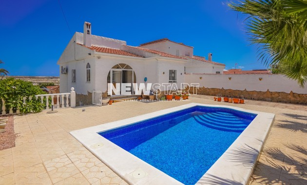 Resale - Detached - La Marina - Urb. La Marina