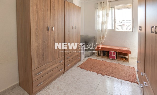 Resale - Townhouse - La Marina - Urb. La Marina