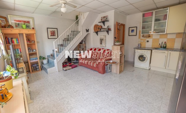 Resale - Townhouse - La Marina - Urb. La Marina