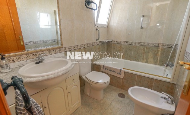 Resale - Apartment - Guardamar del Segura
