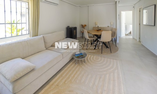 Wiederverkauf - Freistehend - La Marina - Urb. La Marina